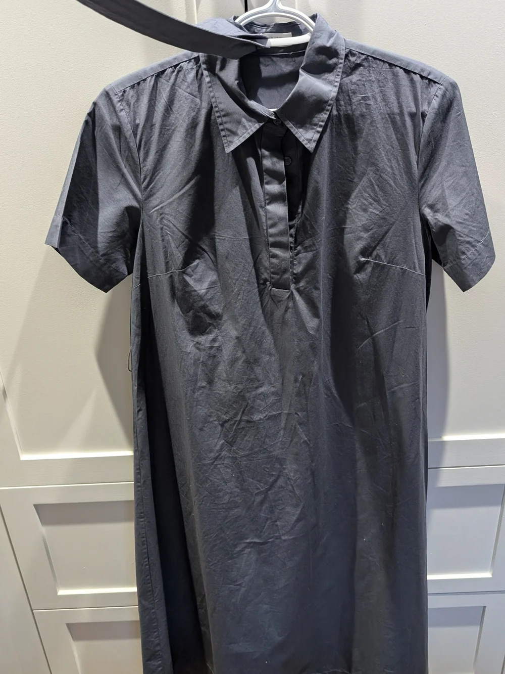 Babaton Slate Gray Short-Sleeve Midi Shirt Dress with Self Tie - Picture 3 of 6
